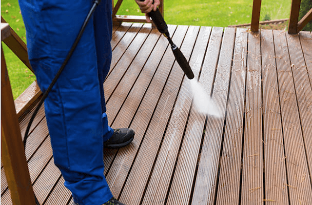 deck cleaning grand rapids